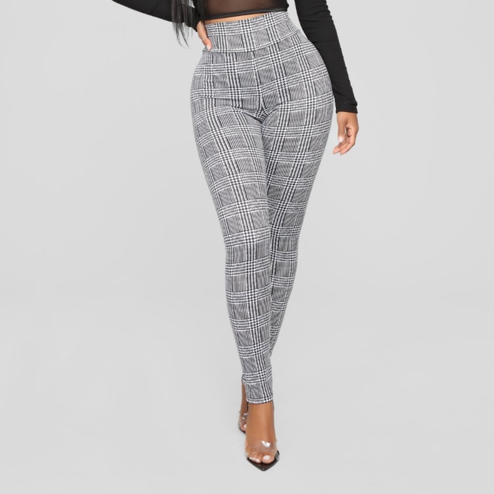 NWT Houndstooth Print Leggings
